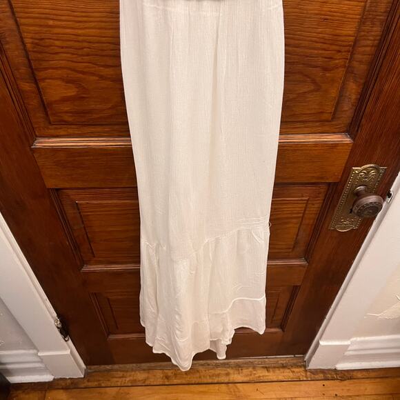 Hollister Mixed Fabric Crochet Style Maxi Dress size XS Cloud White NWT's $70 - Picture 4 of 14